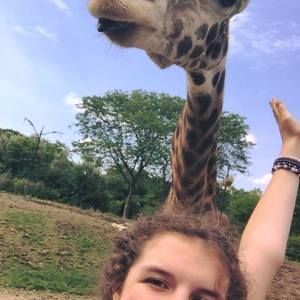 Meet your Posher, Isabella